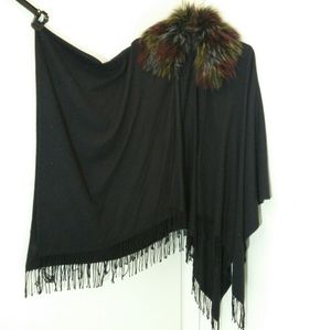 Black cape with fun faux fur collar